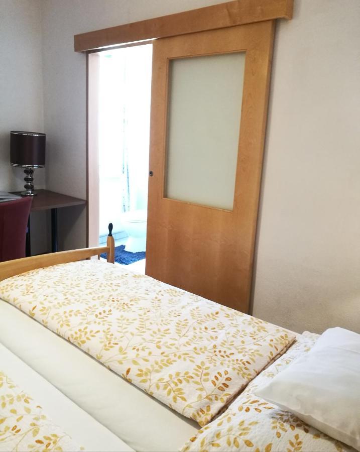 Gaestezimmer & Apartment Mayrhofer Waidhofen an der Ybbs Buitenkant foto