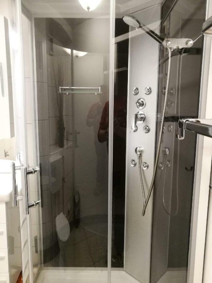 Gaestezimmer & Apartment Mayrhofer Waidhofen an der Ybbs Buitenkant foto